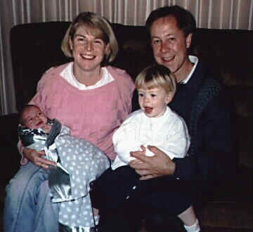 Family.jpg (21148 bytes)
